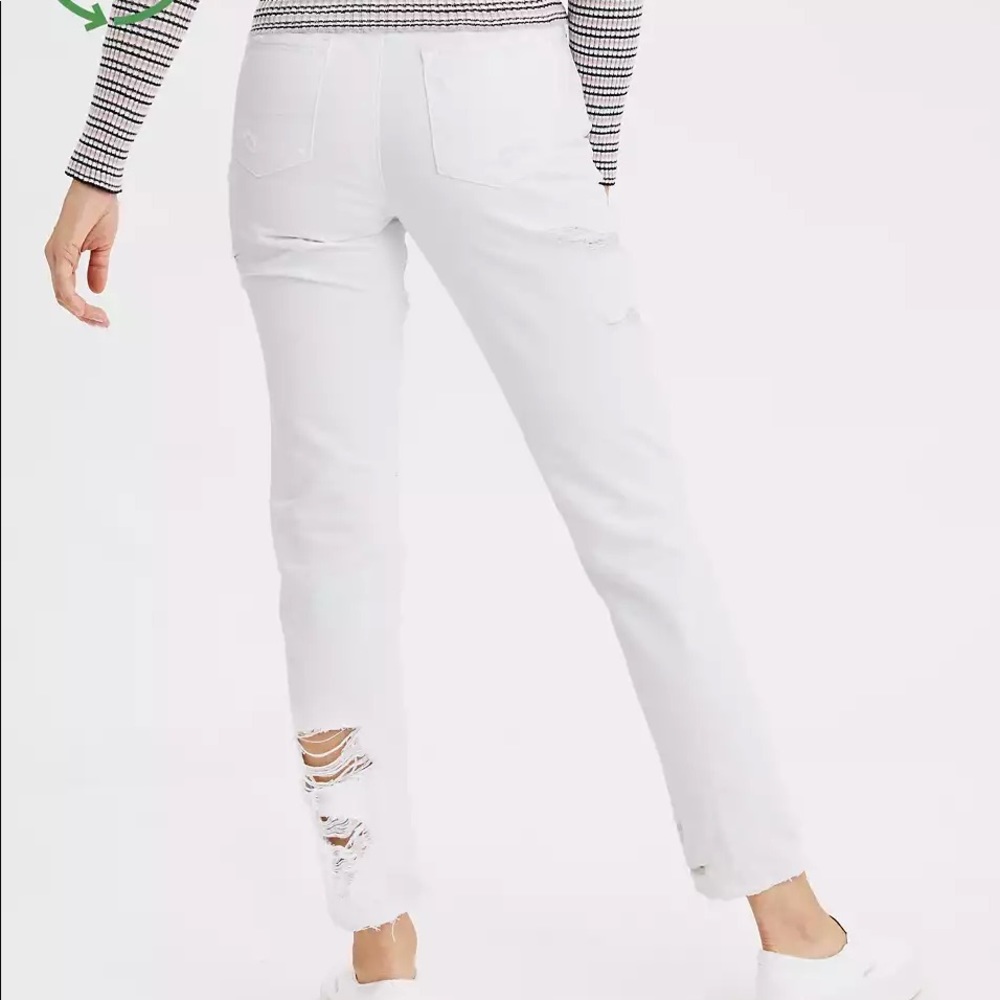 White mom jeans